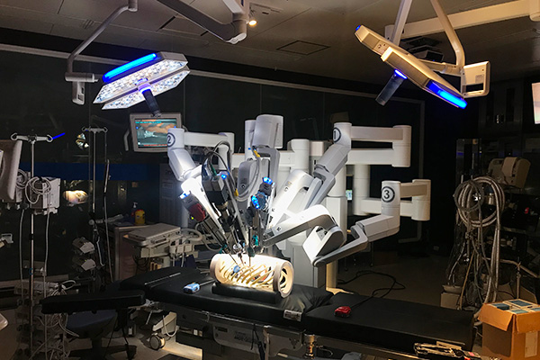手術支援ロボット“ダビンチ(da Vinci Surgical System)”